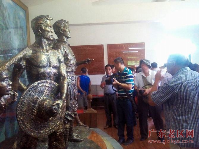 图片说明