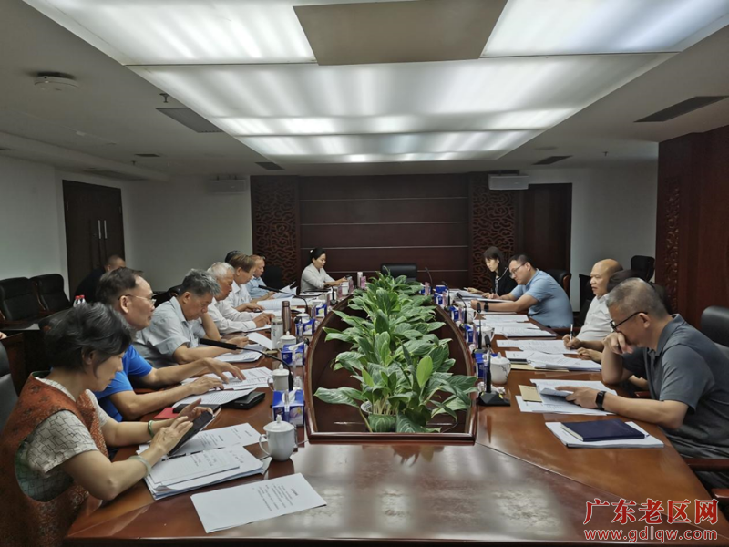 6月11日，陈开枝率队走访广东省文化和旅游厅，与省文旅厅党组成员、副厅长、省文物局局长龙家有等座谈交流.png